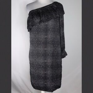 Velvet By Graham & Spencer Black & White Ruffle One Sleeve Anywhere Dress Small
